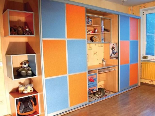 заказать шкаф купе по акции в детскую комнату